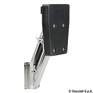 Drop-down outboard motor bracket