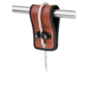 Leather hooking device for fenders