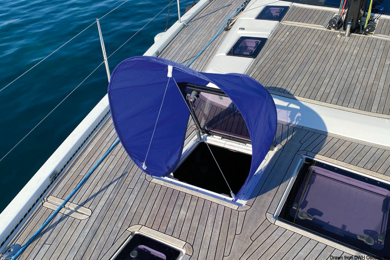 Selfsupporting Wind Scoop for hatches